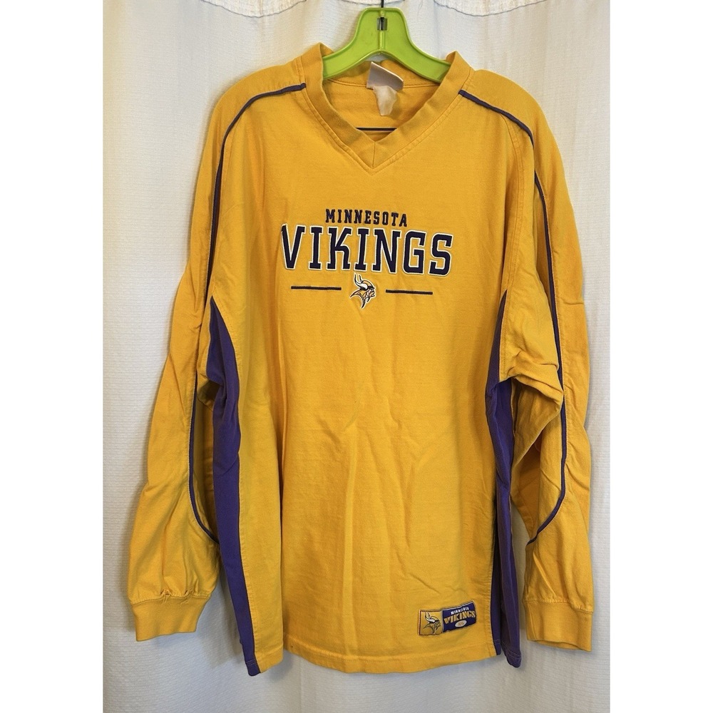Vintage Early 2000's Minnesota Vikings  Long Sleeve Womens Shirt V Neck NFL Tag